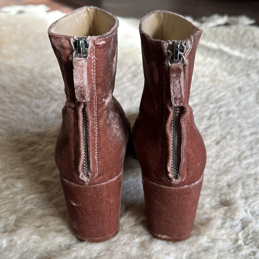 Zara Velvet Boots - Picture 10 of 13